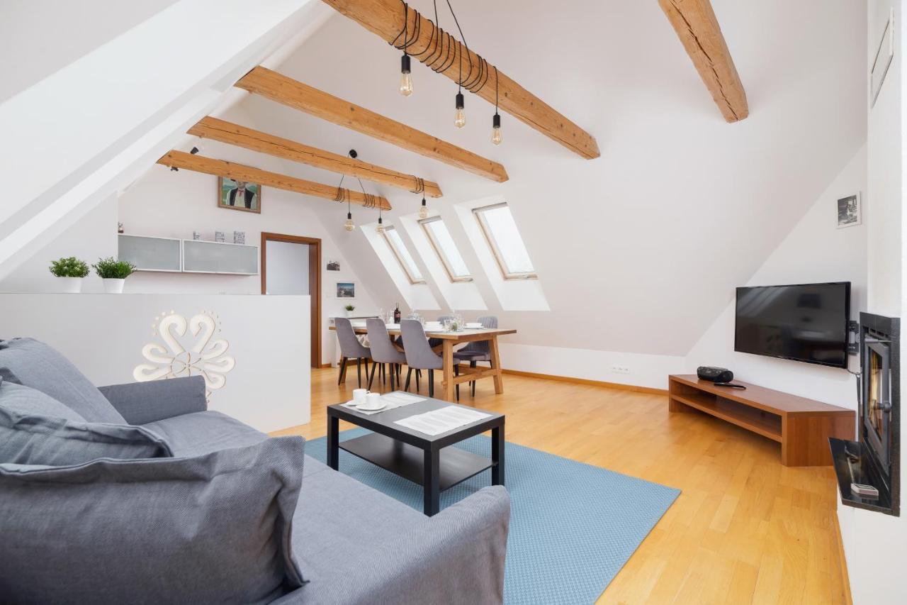 ザコパネApartament Rysy Droga Do Daniela By Rentersアパートメント エクステリア 写真